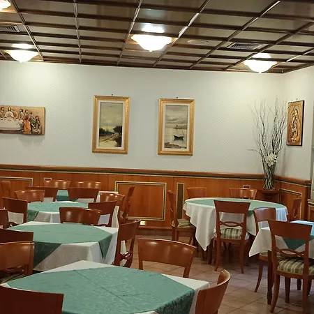 Casa Per Ferie Mater Ecclesiae Delle Suore Teatine Рим